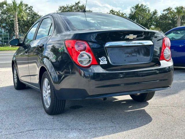 Chevrolet Sonic 2015