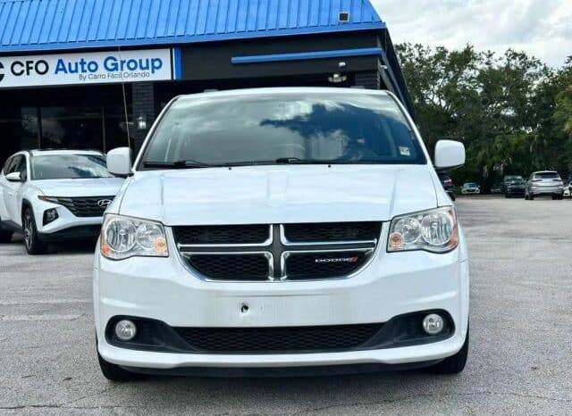 
								Dodge Grand Caravan Passenger 2017 full									