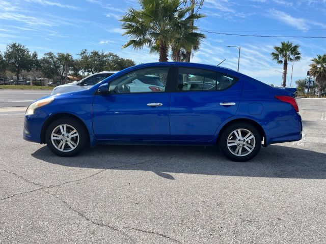 Nissan Versa 2016