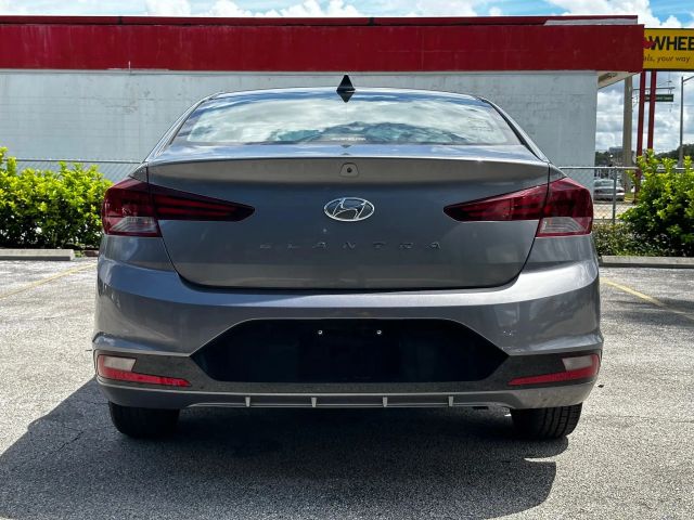 Hyundai Elantra 2019
